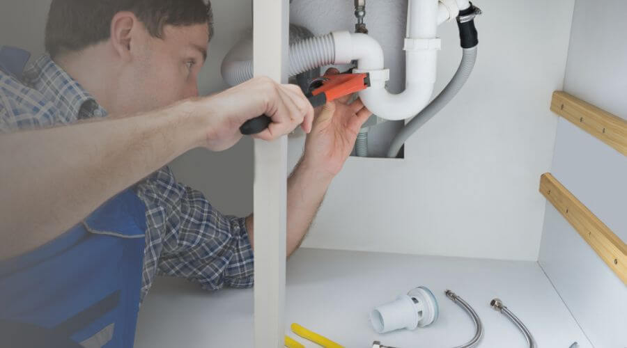 Expert burst pipe repair services in Elizabeth, AR